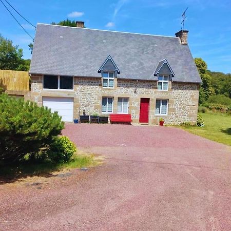 Maison En Pierre Au Milieu Du Bocage Coulouvray-Boisbenâtre Exterior foto
