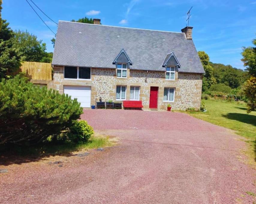 Maison En Pierre Au Milieu Du Bocage Coulouvray-Boisbenâtre Exterior foto
